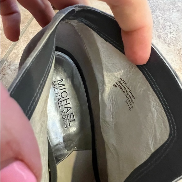 Michael Kors grey booties - Picture 4 of 4